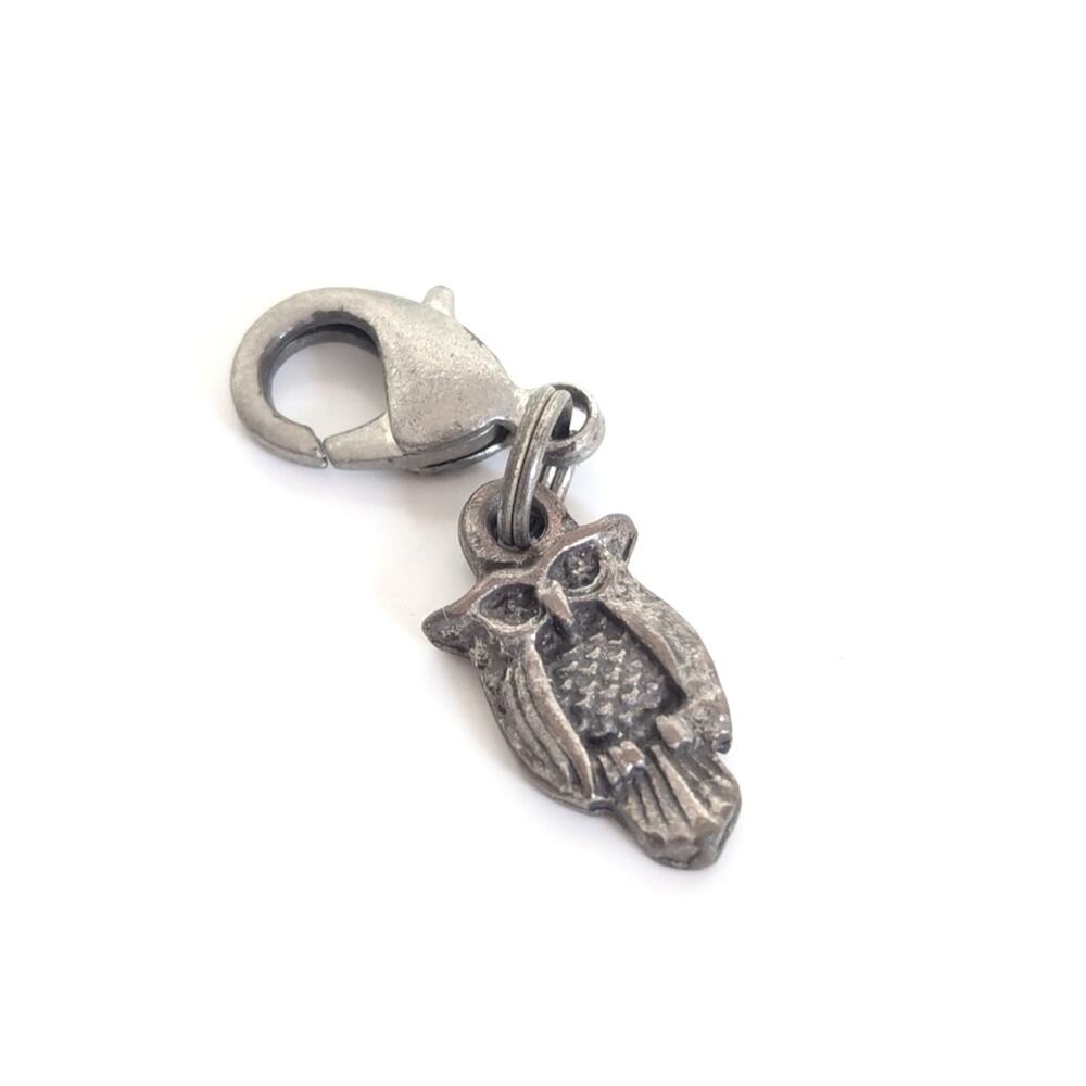 Vintage Silver Tone Wise Owl Bohemian Natural Earthy Mini Pendant Bracelet Charm